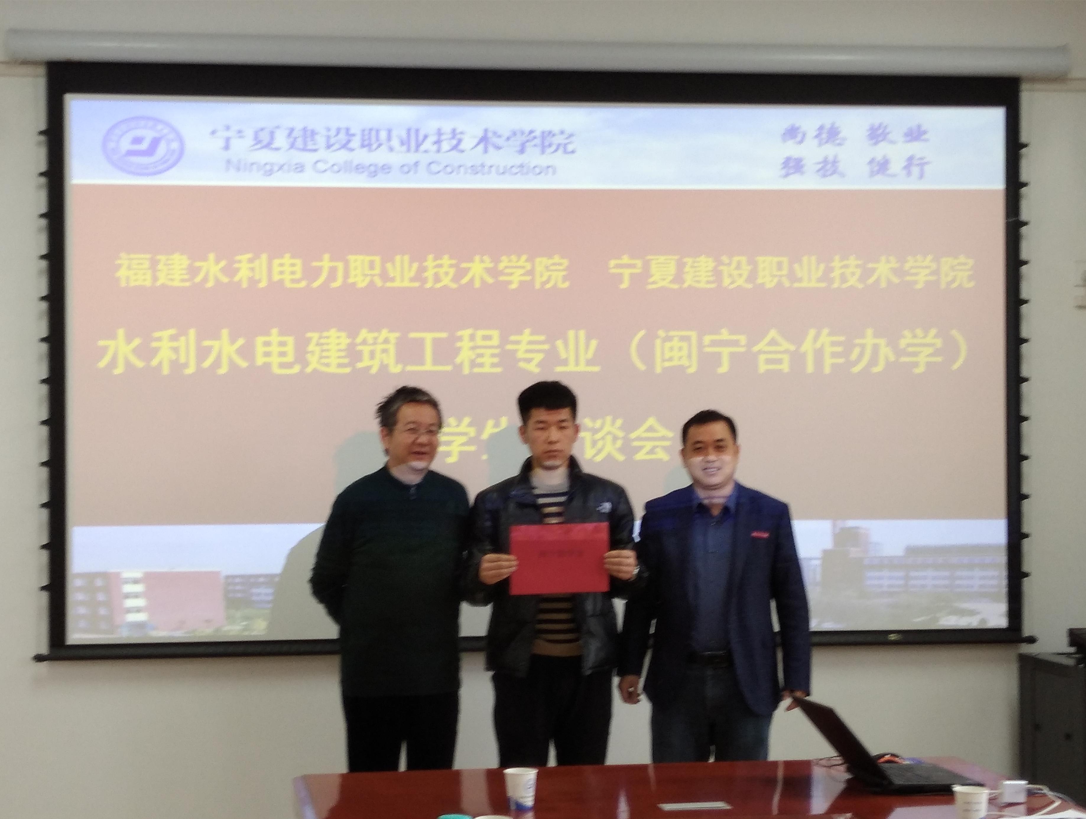 一六团聚在一朝指什么生肖请全面2释义、解释与落实、时代解答解释落实